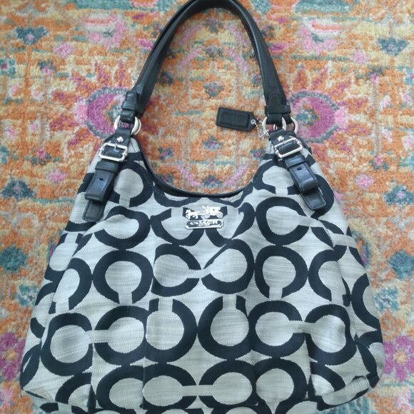 Coach Madison Maggie OpArt Shoulder Bag - Picture 1 of 9